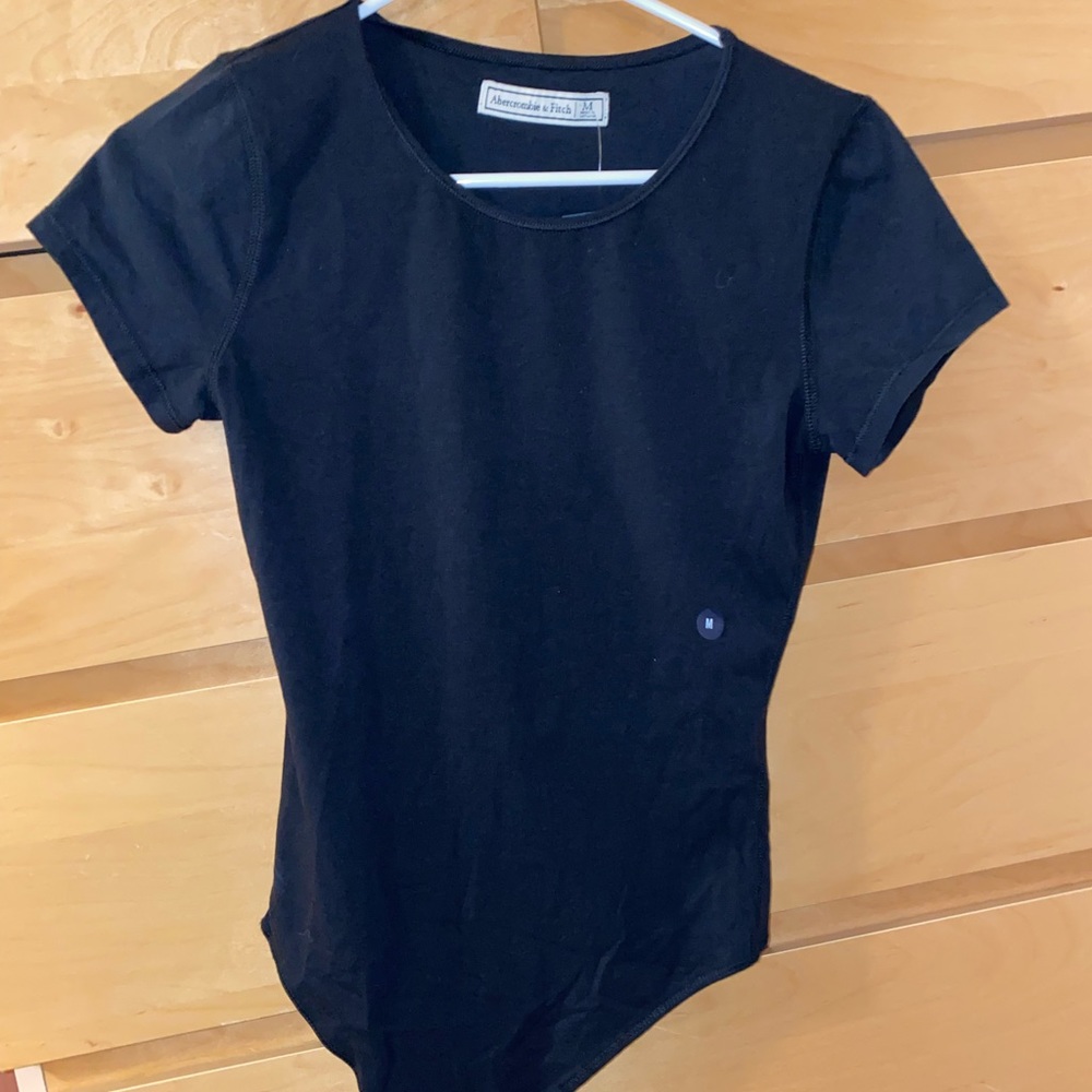 NWT Abercrombie & fitch black bodysuit/onesie sz M